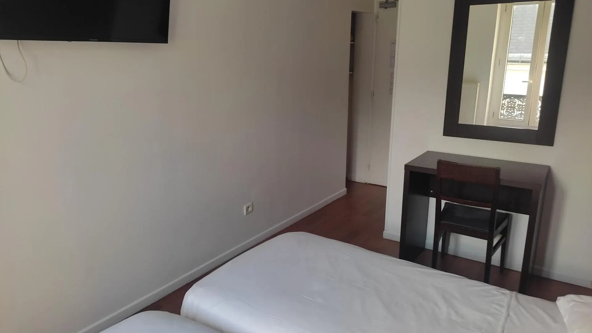 Luxelthe Hotel Paris