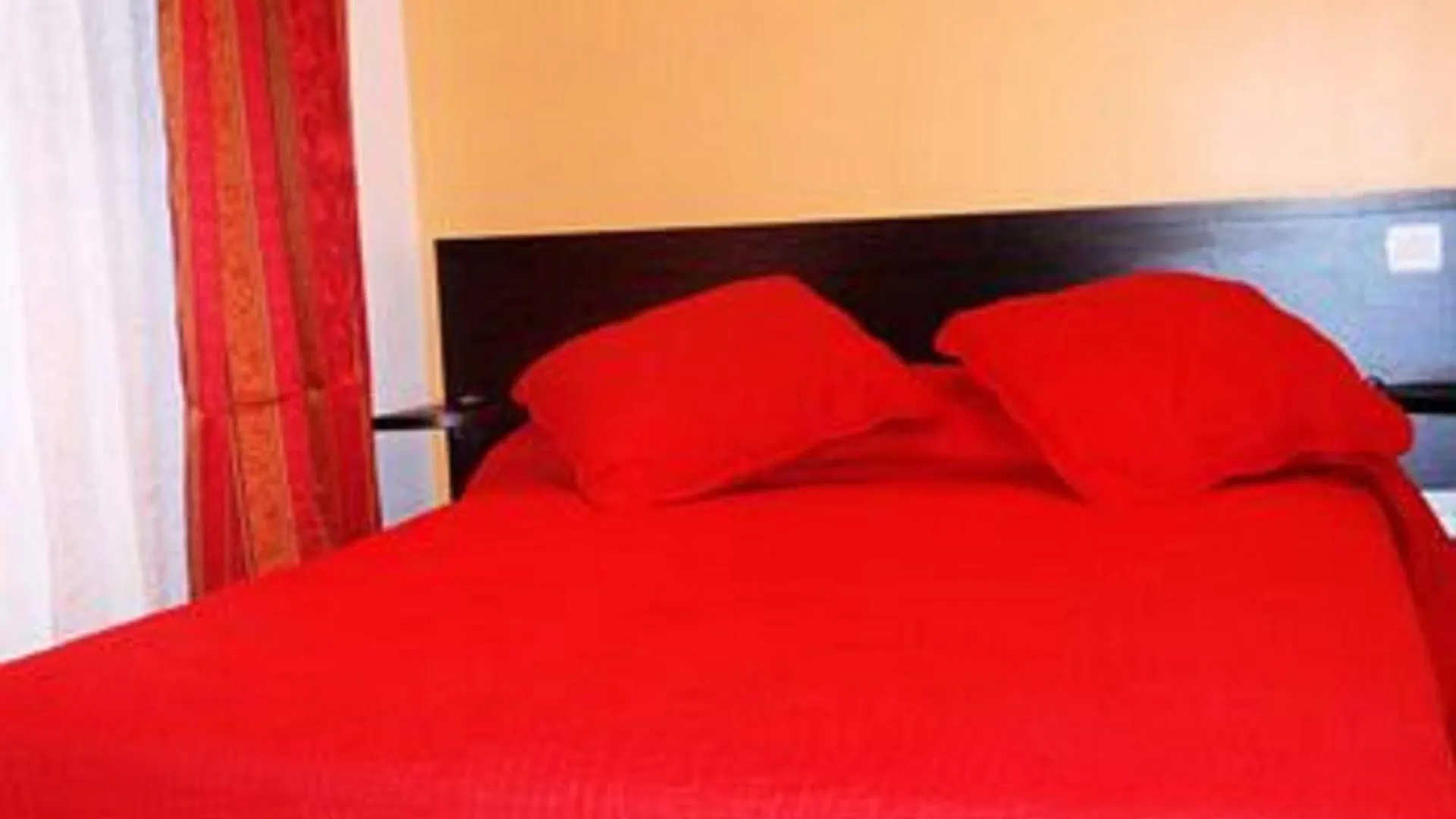 Hotel Luxelthe Parigi