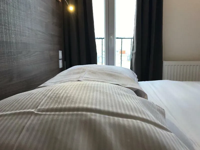 Luxelthe Hotel Parigi
